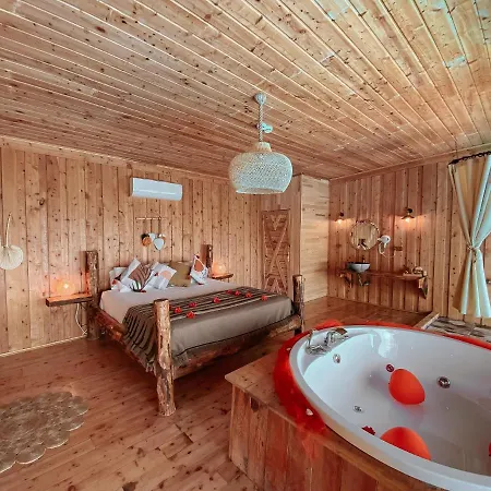 Hotel Heaven *
